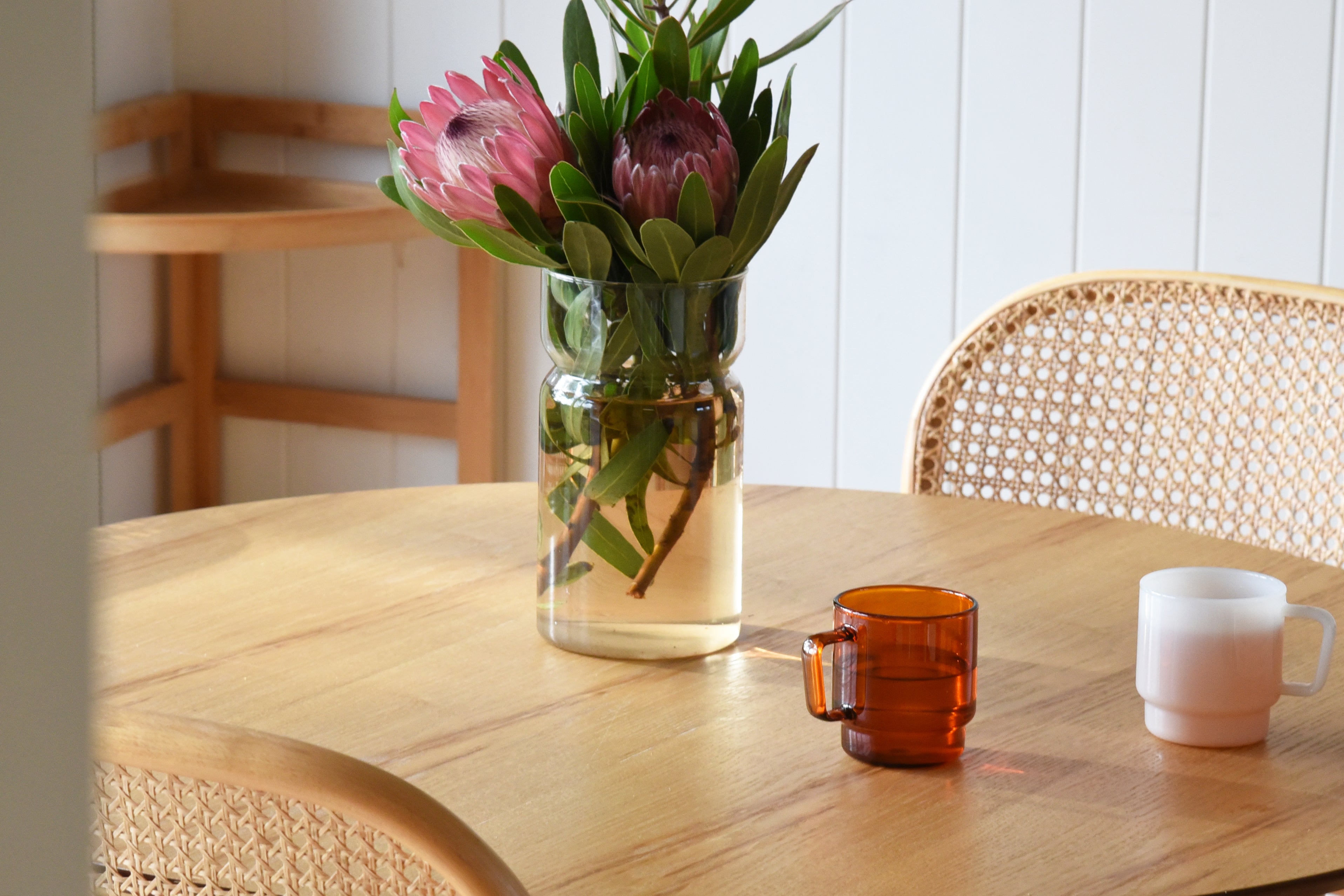 Levin Amber Glass Mug 300ml