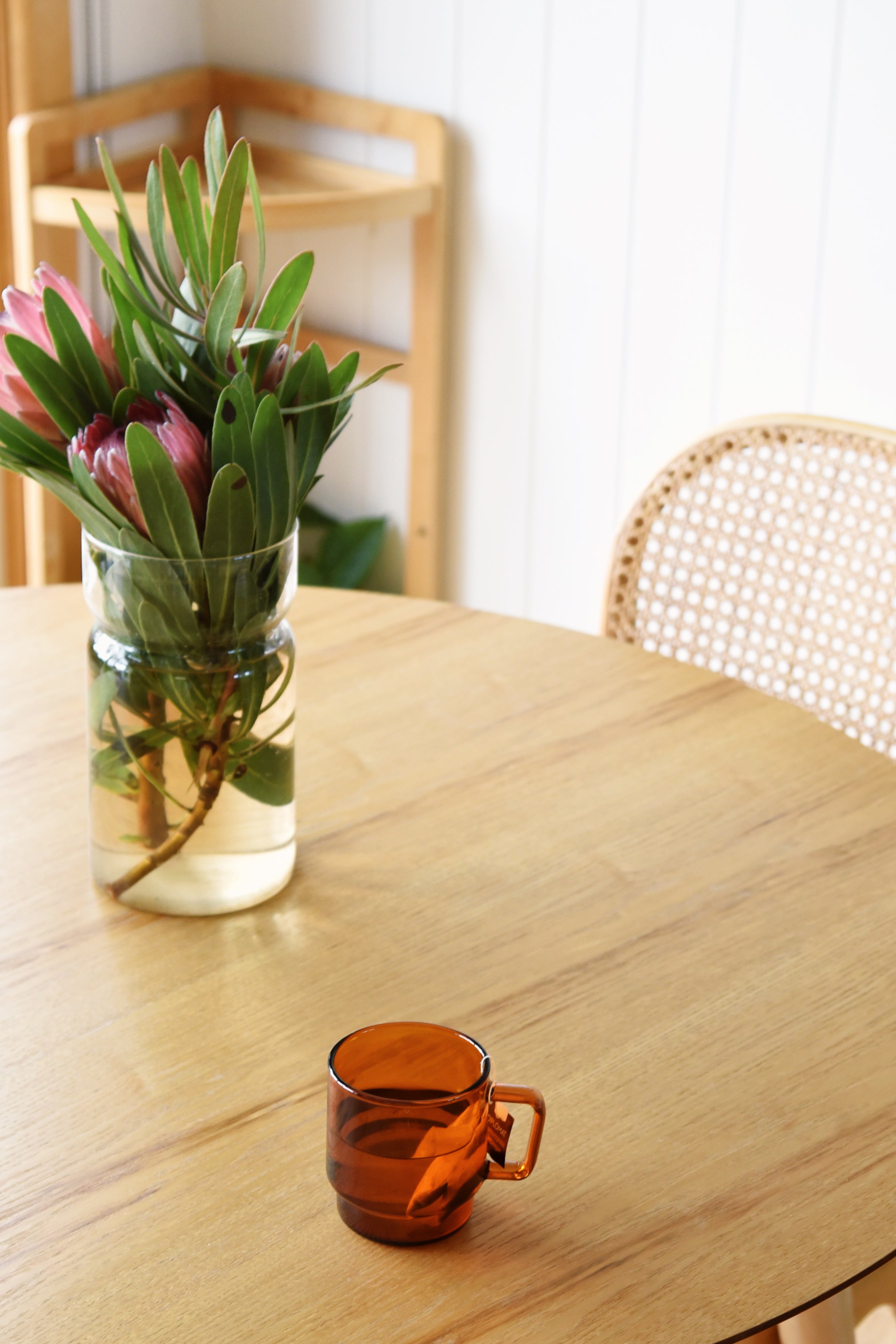 Levin Amber Glass Mug 300ml
